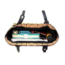 Lade das Bild in den Galerie-Viewer, Handtasche "Nora"