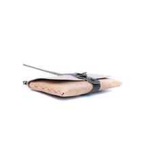 Lade das Bild in den Galerie-Viewer, Bodycross Bag "Catarina"
